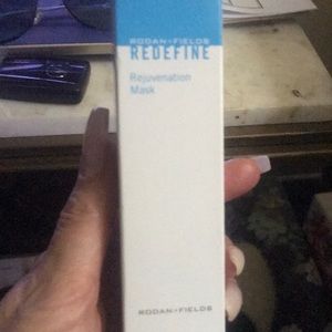 Rodan + Fields redefine mask